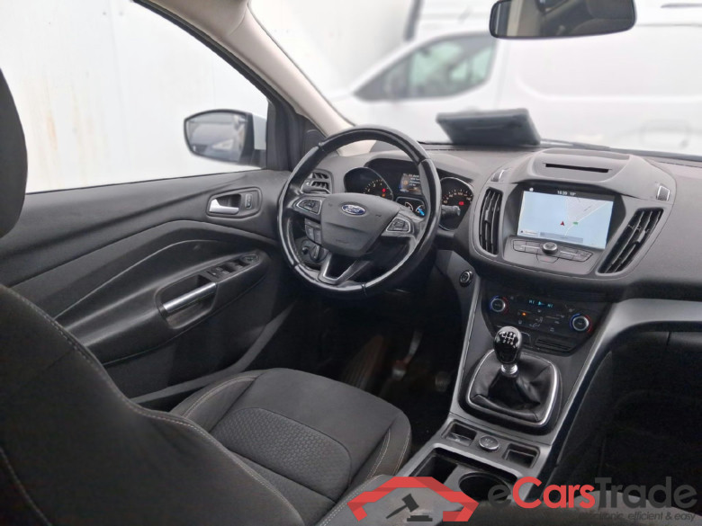 FORD Kuga / 2016 / 5P / todoterreno 1.5 EcoBoost 88kW 4x2 Trend+ (CX) #3