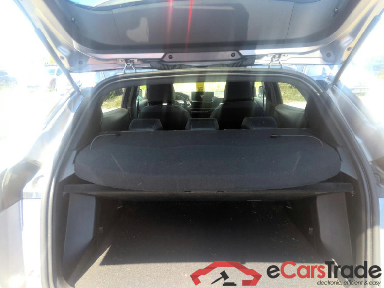 Peugeot 2008 Allure 1.2 100 S&S BVM6 #4