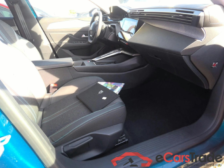 Peugeot 408 Allure Hybrid 145 e-DCS6 #3