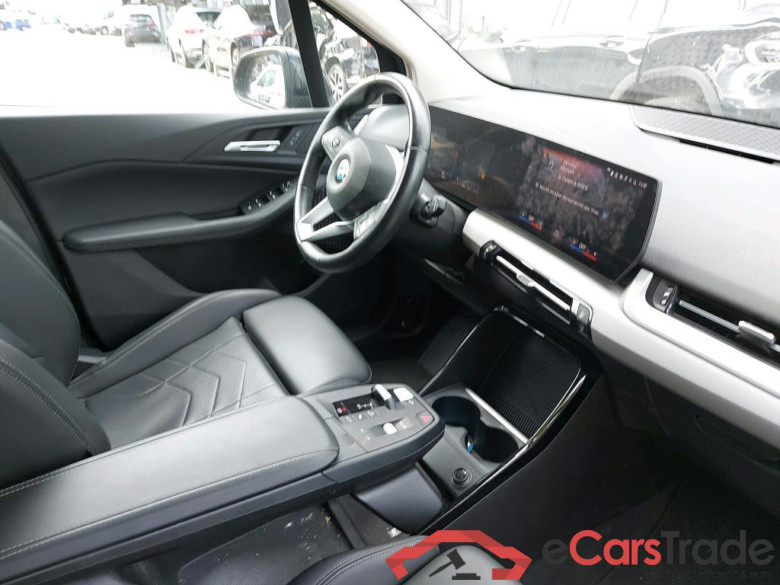 BMW - BMW 2 ACTIVE TOURER 216iA 122PK            ***          TOTAL LOSS           ***        With Climatic & Navigation & Sport Seats           * PETROL * #3