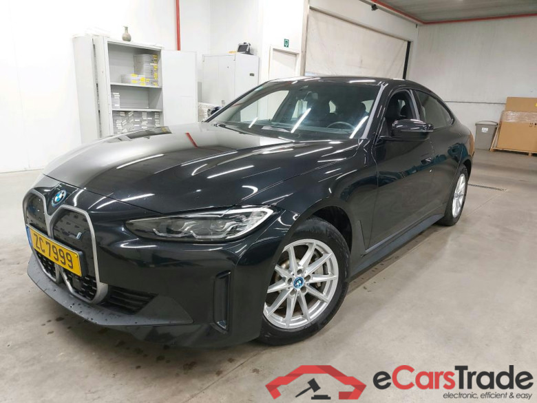 BMW I - BMW I4 eDrive40 340PK With Climatic & Navigation & Pack Business & Park Sensors Front & Rear & Camera & Power Foldable Towing Hook * ELECTRIC *   ***    REGISTRATION    07/03/2024    ***