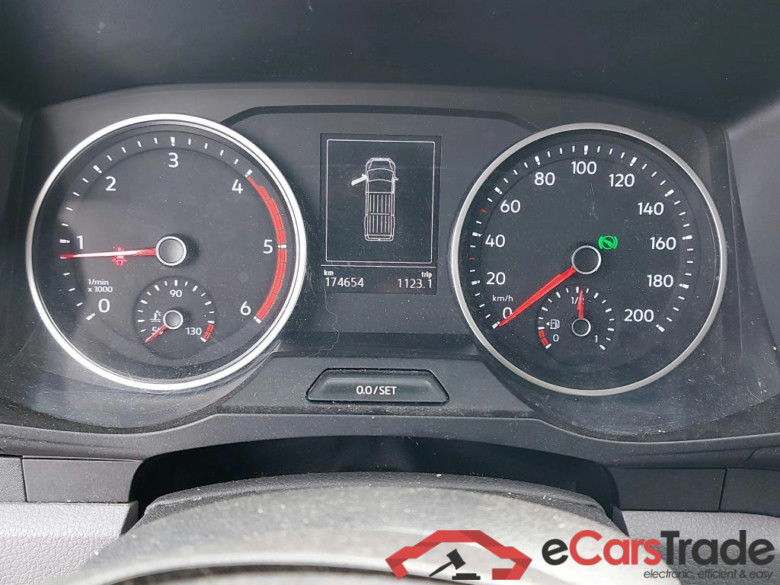 VOLKSWAGEN - VW  CRAFTER B/F 35 TDI 140PK Automatic-8 L3H3 With Nav Discover Media & Sound & Cool Pack & Light & Visibility & Rear Park Sensors & Camera #5