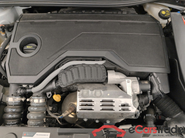 Citroen C4 X Plus Hybride 145 ch e-DCS6 #5