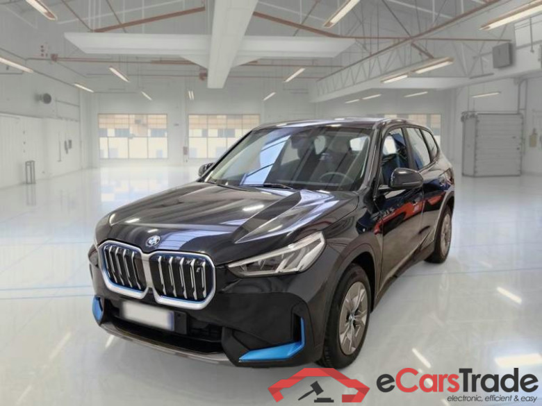 BMW IX1 / 2022 / 5P / SUV 30 XDRIVE