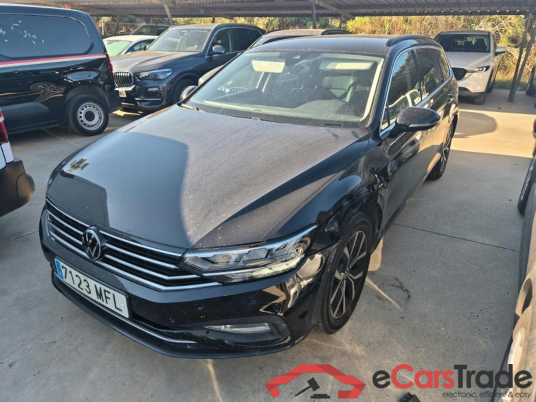 VOLKSWAGEN Passat / 2019 / 5P / familiar Variant Executive 2.0 TDI 90kW (122CV) D