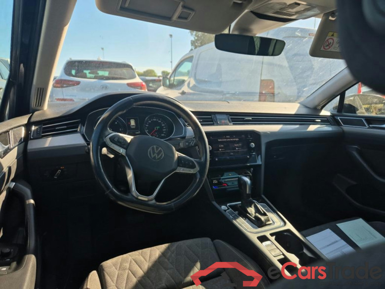 VOLKSWAGEN Passat / 2019 / 5P / familiar Variant Executive 2.0 TDI 90kW (122CV) D #3
