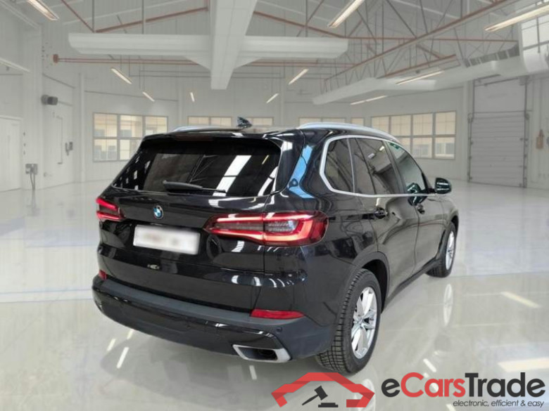 BMW X5 / 2018 / 5P / SUV XDRIVE 30D MH48V BUSINESS AUTOM. #2