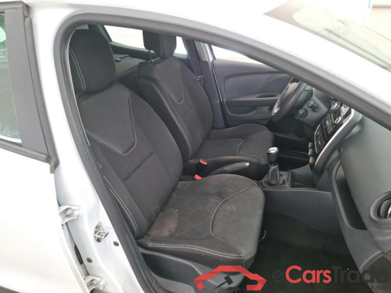RENAULT Clio Société VU 5p Berline Air dCi 75 - 18 #6