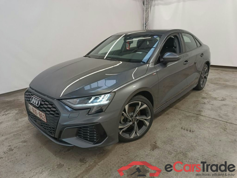 Audi A3 Berline 1.0 TFSi 30 81kW S tronic S line Bus. Ed 4d