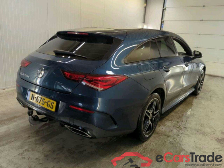 MERCEDES-BENZ CLA-klasse Shooting Brake 250 e Bns Sol AMG Ld #2