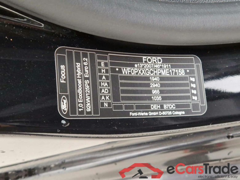 FORD Focus Wagon 1.0 EBH ST Line X  #4
