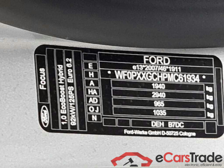 FORD Focus Wagon 1.0 EcoBoost Hybrid ST Line X  #4